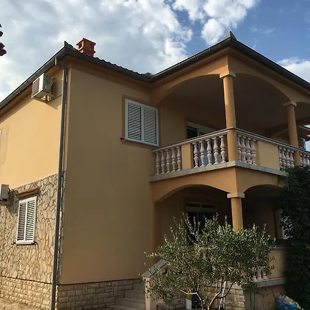 Suric Apartament